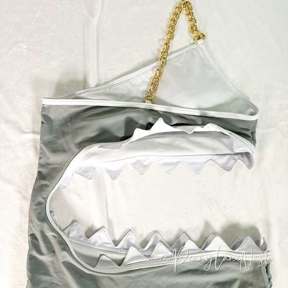 Shein Girls Shark Bite One Piece Swimsuit with Chain Strap - Picture 4 of 8